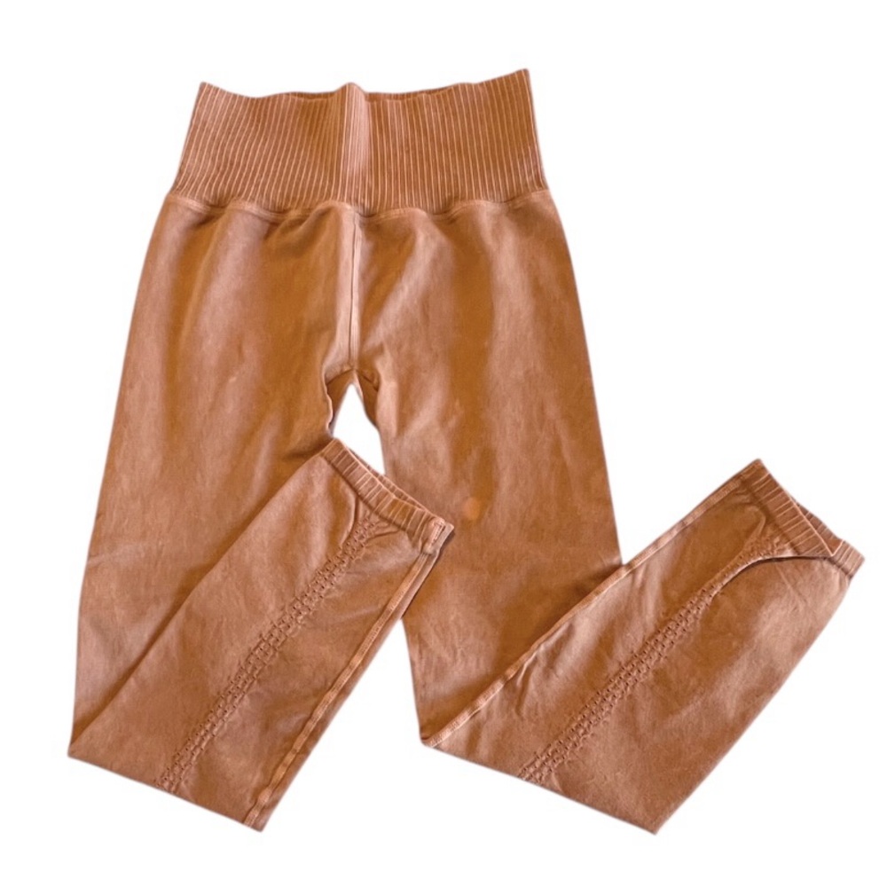 (#100)FP Movement  High Rise 7/8 Good Karma Leggings Light Cappuccino M/L NWOT